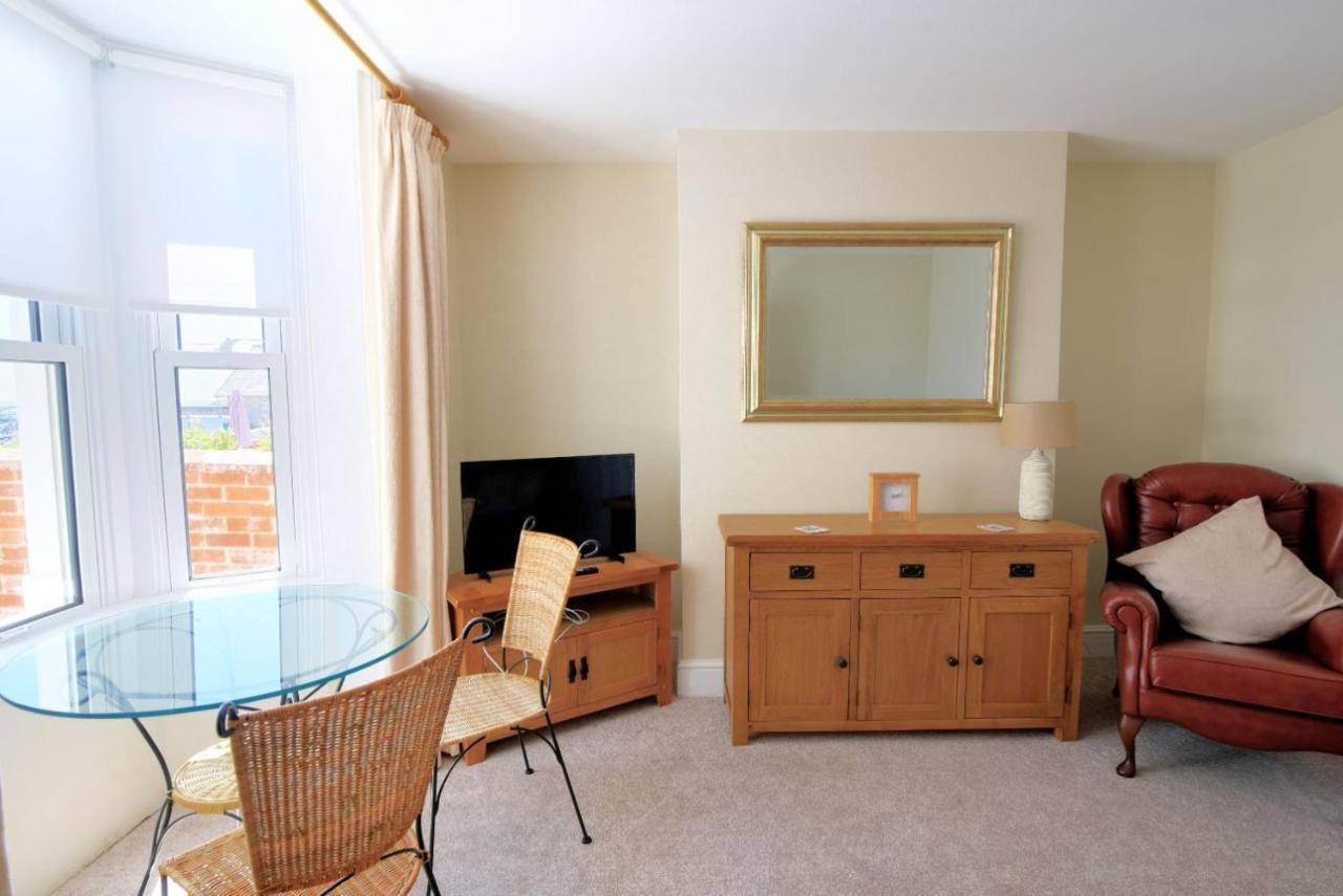 The Garden Suite Lyme Regis Buitenkant foto
